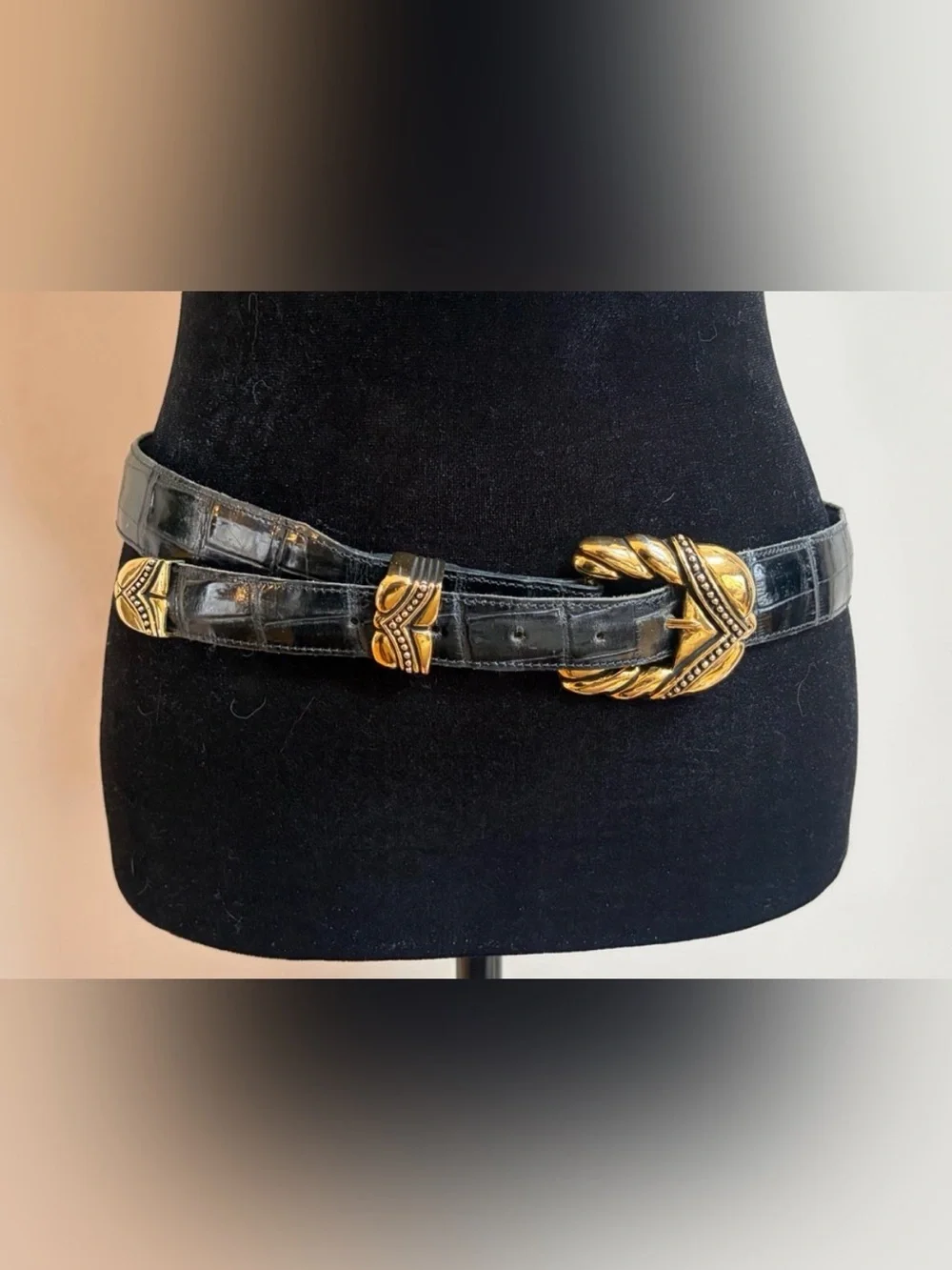 Vicenza Sport Vintage Calfskin Leather Alligator Print Black Belt Gold Tn Buckle
